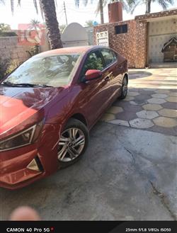 هیوندای ئەلەنترا